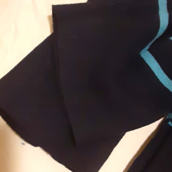 XXL Navy blue & light blue striped sweater. Kirkland Signiture Brand. - Picture 3 of 7